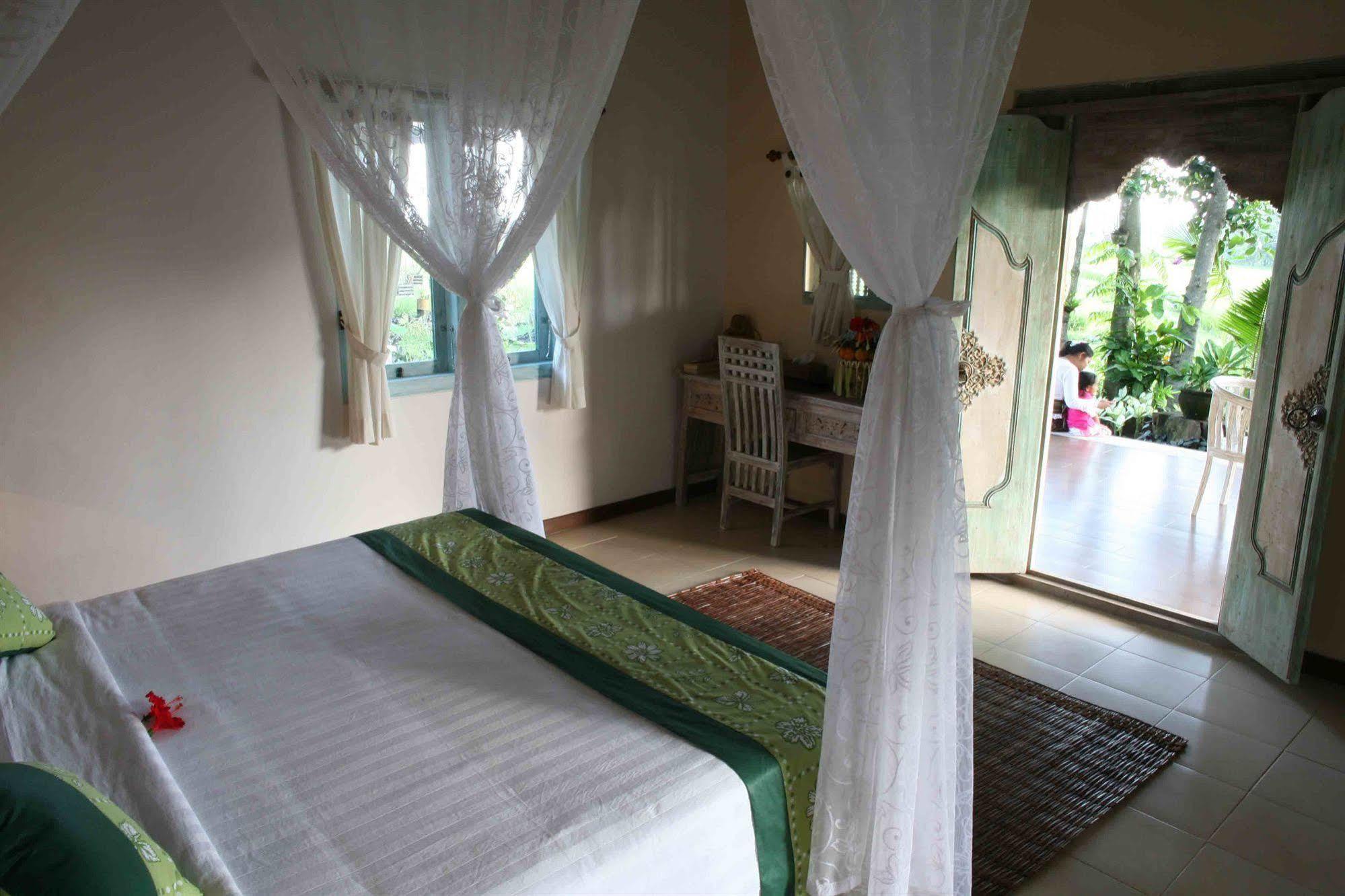 Umasari Rice Terrace Villa ตาบานัน ภายนอก รูปภาพ